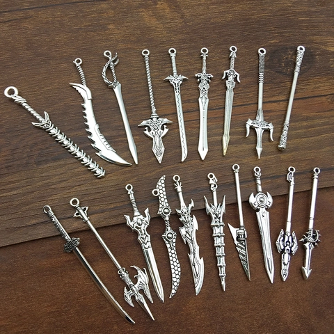 Ciondoli Spada Lega Argento Antico Pendenti Arma Per Creazione Gioielli Accessori DIY Stile Fantasy Medievale