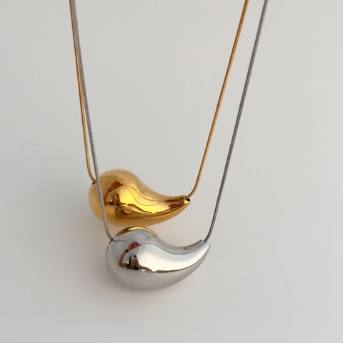 Collana Con Pendente A Goccia D'acqua Acciaio Inossidabile Placcato Oro 18K Minimalista Lucidato A Specchio Catena A Serpente Vintage Donne