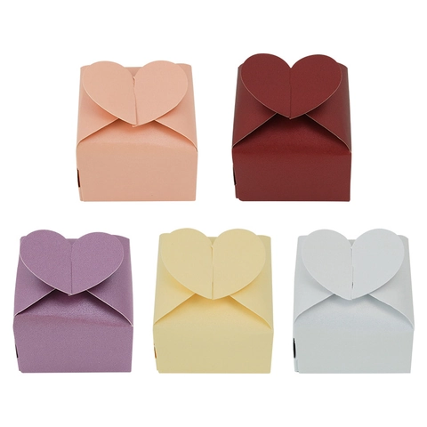 Heart Shaped Top Pearlescent Paper Candy Boxes Square Bottom Elegant Wedding Party Favor Gift Packaging Foldable Cardstock