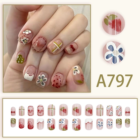 Short Square Round Press On Nails Colorful Flower Strawberry Heart Pattern Sweet Fresh Style False Nails For Women