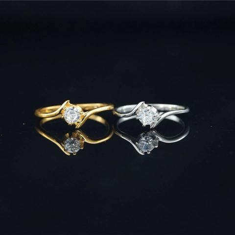 Anillo Elegante Swirl Bypass Circonita Clara Corte Redondo Acero Inoxidable Joyería Minimalista Mujer Boda Compromiso
