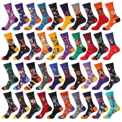 Day Of The Dead Crew Socks Cotton Blend Breathable Ethnic Sugar Skull Pattern Halloween Novelty Socks For Men And Women