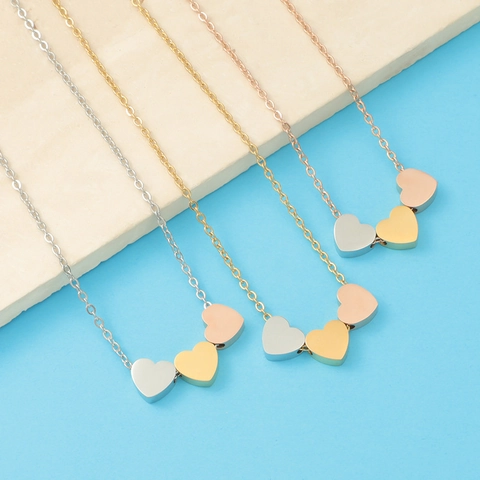 Edelstahl Kette Mit Drei Herzanhängern Vergoldet Minimalistischer Schmuck Für Damen