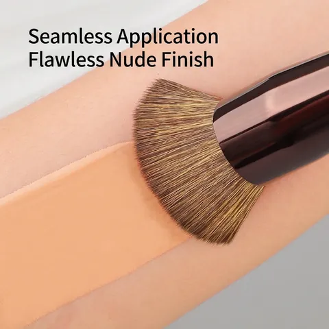 Professioneller Foundation Pinsel Nahtloser Concealer Make-up Tool Synthetikfasern Aluminiumrohr Galvanisierter Griff
