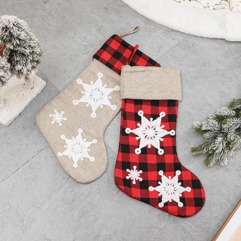 Calze Di Natale In Lino E Iuta Quadri Rossi E Neri Fiocco Di Neve Ricamato 3D Decorazione Rustica Per Casa
