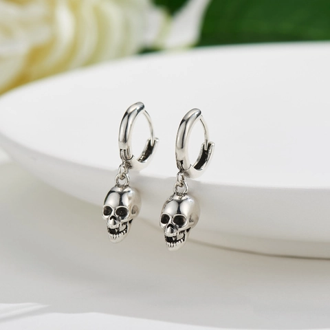Vintage Kupfer Totenkopf Creolen Punk Gothic Retro Oxidierte Oberfläche Hängende Ohrringe Schmuck Unisex