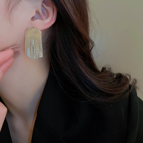 Texturierte Metall Quasten Ohrhänger Mit 925 Sterling Silber Stecker Eleganter Geometrischer Französischer Stil Damen