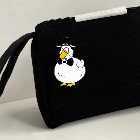 Süße Cartoon Ente Emaille Brosche Pin Legierung Tier Abzeichen Schmuck Für Kleidung Rucksack Tasche Zubehör Geschenk Für Freunde Kinder