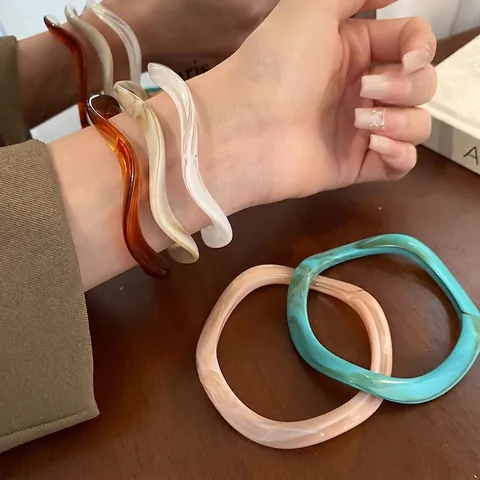 Bracciale Rigido In Resina Forma A Onda Irregolare Acrilico Distorto Texture Marmo Ambra Stile Retrò Francese Per Donna