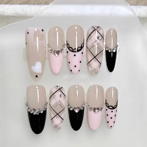Press On Nails Pink Black Sweet Cool French Plaid Heart Rhinestone Long Almond Artificial False Nail Tips For Women