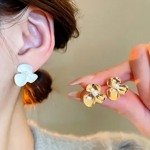 Blumen Ohrstecker Mit Künstliche Perle Und 925 Sterling Silber Ohrstecker Französisch Elegant Einfach Blumenschmuck Für Frauen