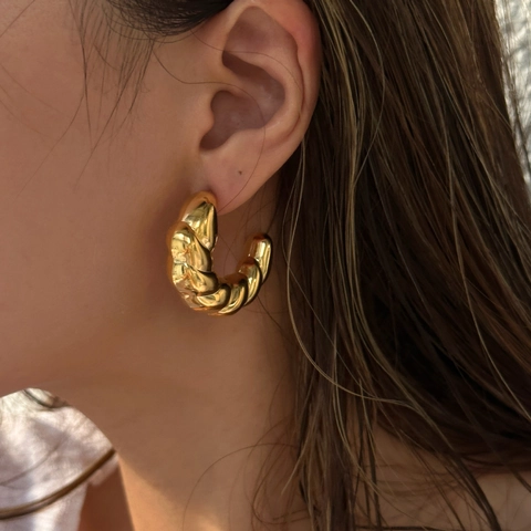 Titaniumstaal 18k Vergulde Twist Croissant Creolen Minimalistische Holle C-vormige Creolen Voor Dames Sieraden