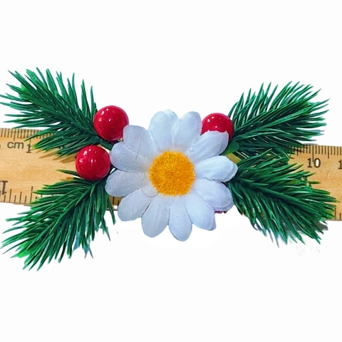 Ramo Artificial de Aguja de Pino de Navidad con Baya Roja y Margarita Accesorio de Decoración para Caja de Regalo DIY