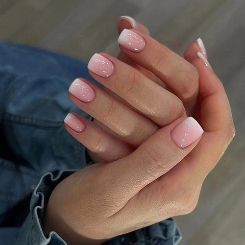 Press On Nägel Kurz Quadratisch Rosa Weiß Farbverlauf Ombre Glänzend Künstliche Fingernägel Maniküre Für Damen