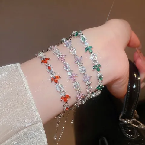 Elegant Leaf Shape Copper Bracelet For Women Inlaid With Sparkling Marquise Zircon Adjustable Luxury Fashion Jewelry