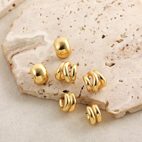 Chunky Gold Earrings 18K Gold Plated Geometric Minimalist Heart And Ball Studs With Stainless Steel Earring Post