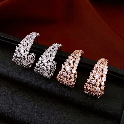 Orecchini A Cerchio Geometrici A Forma Di C In Rame Con Zirconi E Perno In Argento Placcato Oro 18 Carati