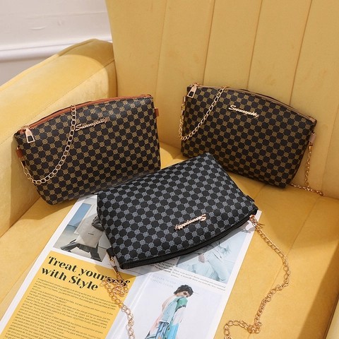 Women Geometric Print Crossbody Bag PU Leather Mini Shoulder Envelope Handbag With Gold Chain Strap For Travel