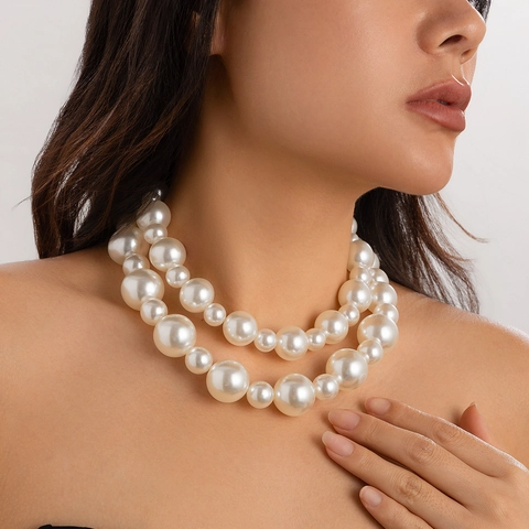 Women Vintage Multilayer Oversized Artificial Pearl Choker Necklace Graduated Round Bead Statement Collar Necklace Jewelry