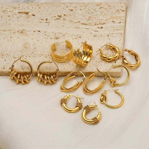 Geometrische 18K Vergoldete 304 Edelstahl Creolen Minimalistische Twist Knoten Texturierte Wasserfeste Hypoallergene Damen