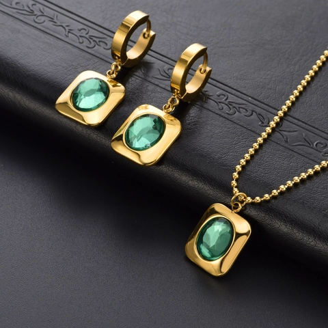 Bijoux Élégants En Zircon Vert Collier Et Boucles D'Oreilles En Acier Inoxydable Plaqué Or Pour Femmes Style Palais Vintage