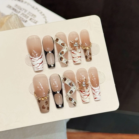 Lange Coffin Plaknagels Luipaardprint 3D Bloemen Strass Luxe Handgemaakt Ballerina Vorm Stijlvolle Decoratieve Manicure