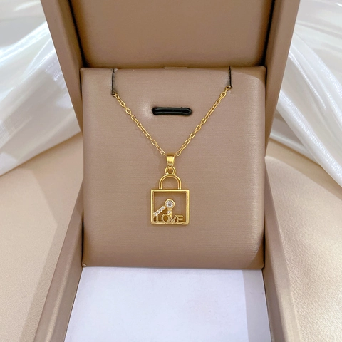 Love Lock Pendant Necklace Titanium Steel Chain Copper Rhinestone Key Square Design Elegant Jewelry For Women Gold Tone