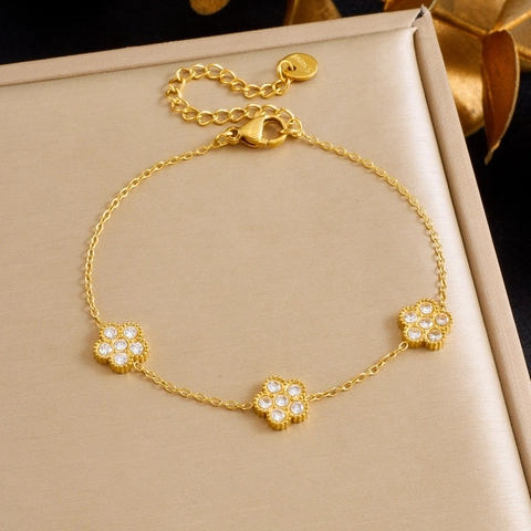 Delicate Flower Charm Bracelet Stainless Steel White Zircon Inlaid Gold Plated INS Style Jewelry For Women