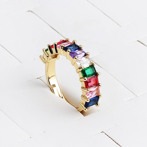 Bague Ajustable En Cuivre Avec Zircone Cubique Colorée Rectangulaire Coupe Baguette Plaqué Or Pour Femmes