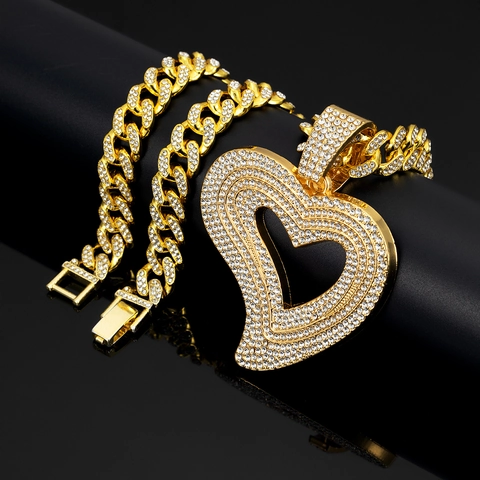 Hip Hop Iced Out Heart Pendant Necklace Zinc Alloy Full Rhinestone Cuban Link Chain For Men Streetwear
