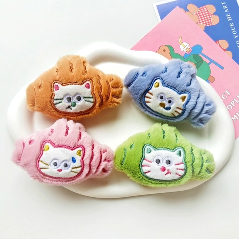 Broche Chat En Peluche Dessin Animé Style Forêt Animal Décoration Douce Pour Vêtements Sac Cadeau