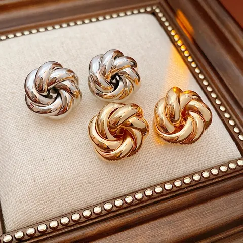 Orecchini A Lobo Nodo Fiore Vortice Metallo Lucido Minimalista Gioielli Chic Con Silver Earring Post Per Donne