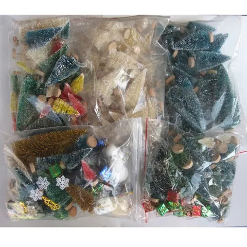Mini Christmas Tree Sisal Bottle Brush Frost Snow Desktop Decorations DIY Crafts Micro Landscape Multiple Colors