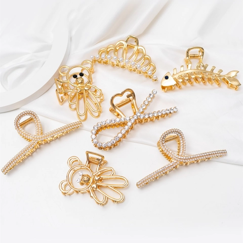 Elegant Metal Hair Claw Clip For Women With Faux Artificial Pearls And Rhinestones Korean INS Style Large Shark Clamp Accessories