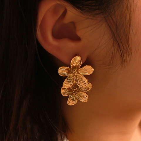 Vintage Französischer Stil Doppelblumen Tropfenohrringe 18K Vergoldeter Edelstahl Eleganter Floraler Schmuck Für Frauen