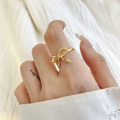 Anello a Fiocco in Rame di Moda per Donna Elegante Anello da Dito Aperto Regolabile Dolce Gioiello Minimalista Placcato Oro Regalo