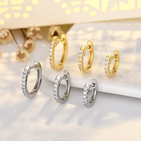 Boucles D'oreilles Huggie Hoop AAA Zircon Cuivre Avec Tige En Argent Bijoux Mode Minimaliste Femmes Élégant