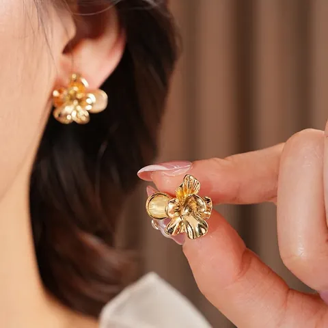 Orecchini A Bottone Floreali In Lega Con Perno In Argento Oro Spazzolato Vintage Per Donna Eleganti