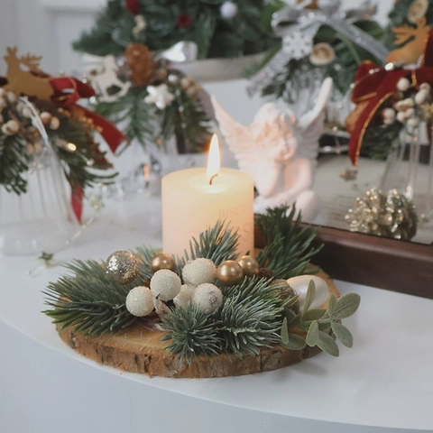 Weihnachts Kerzenhalter Natürliche Holzscheibe Kiefernzapfen Beeren Glocke Dekoration Nordischer Waldstil Festlicher Tischschmuck