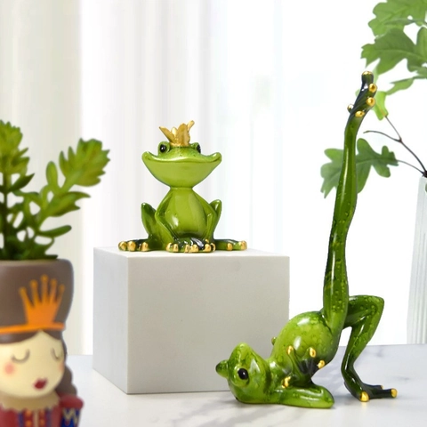 Yoga Frog Figurines Resin And Glass Decorative Statues For Desktop Cabinet Home Office Nordic Style Creative Ornaments