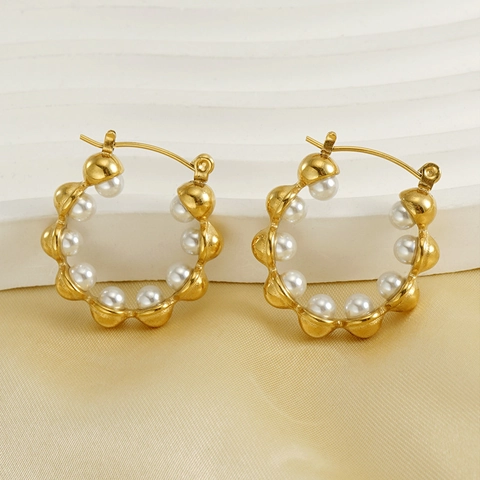 Elegant 18K Gold Plated Stainless Steel Hoop Earrings With White Artificial Pearls Wavy Bubble Design Retro Jewelry For Women