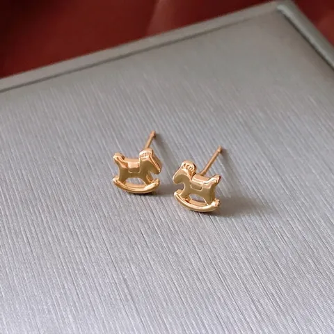 Rocking Horse Stud Earrings 18K Gold Plated Copper With 925 Sterling Silver Earring Post Vintage Fashion Jewelry Women