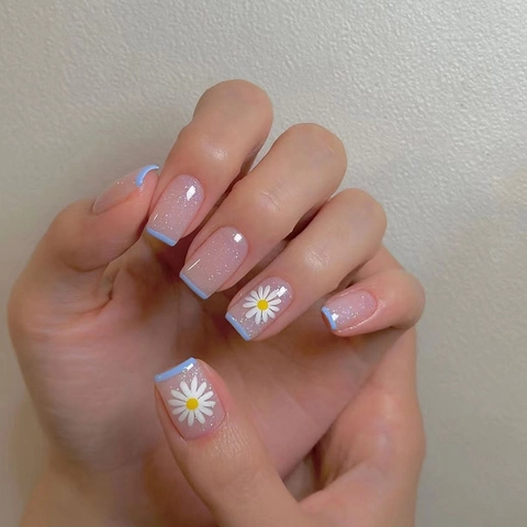 Press On Nails Square Round Fresh Daisy Floral Pattern Fine Glitter Blue French Tip Sweet Style For Women