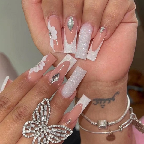 Long Coffin Press On Nails French White Tips 3D White Flower Silver Rhinestone Nude Pink Artificial Nails With Glue