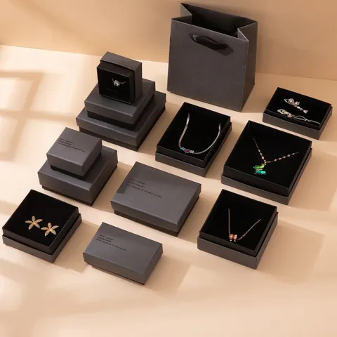 Elegante Sieradenverpakking Karton Voor Ring Ketting Oorbel Met Bijpassende Draagtas Luxe Minimalistisch Effen Kleur