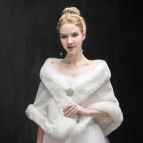 Elegant White Faux Fur Bridal Shawl For Women Knitted Wedding Wrap With Rhinestone Brooch Evening Party Fur Stole Accessory