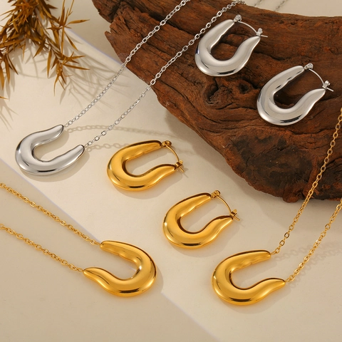 Stainless Steel Necklace And Earrings U-Shape Horseshoe Pendant Retro Minimalist Design For Women