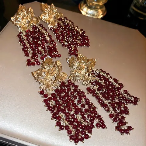 Weintraube Form Hängeohrringe Mit 925 Sterling Silber Ohrstecker Legierung Goldene Blätter Rote Perlen Retro Damen Stil
