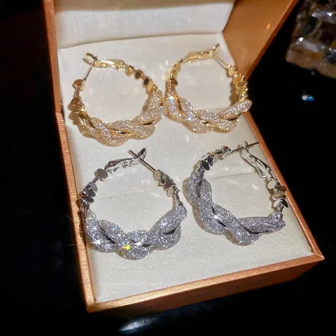 Boucles D'oreilles Créoles En Maille Torsadée Avec Zircon Base En Cuivre Et Tige En Argent Pour Femmes