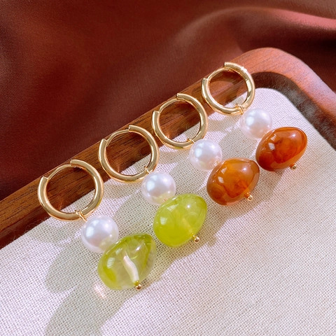 Vintage Geometric Drop Earrings With Alloy Hoop White Imitation Artificial Pearl Irregular Resin Charm And Steel Earring Post
